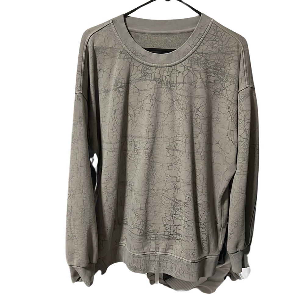 lululemon athletica Women’s Sweatshirt (M–L)